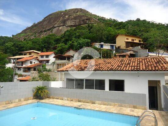 Casa de 605 m² na Mário Joaquim Santana - São Francisco - Niterói - RJ, à venda por R$ 1.000.000