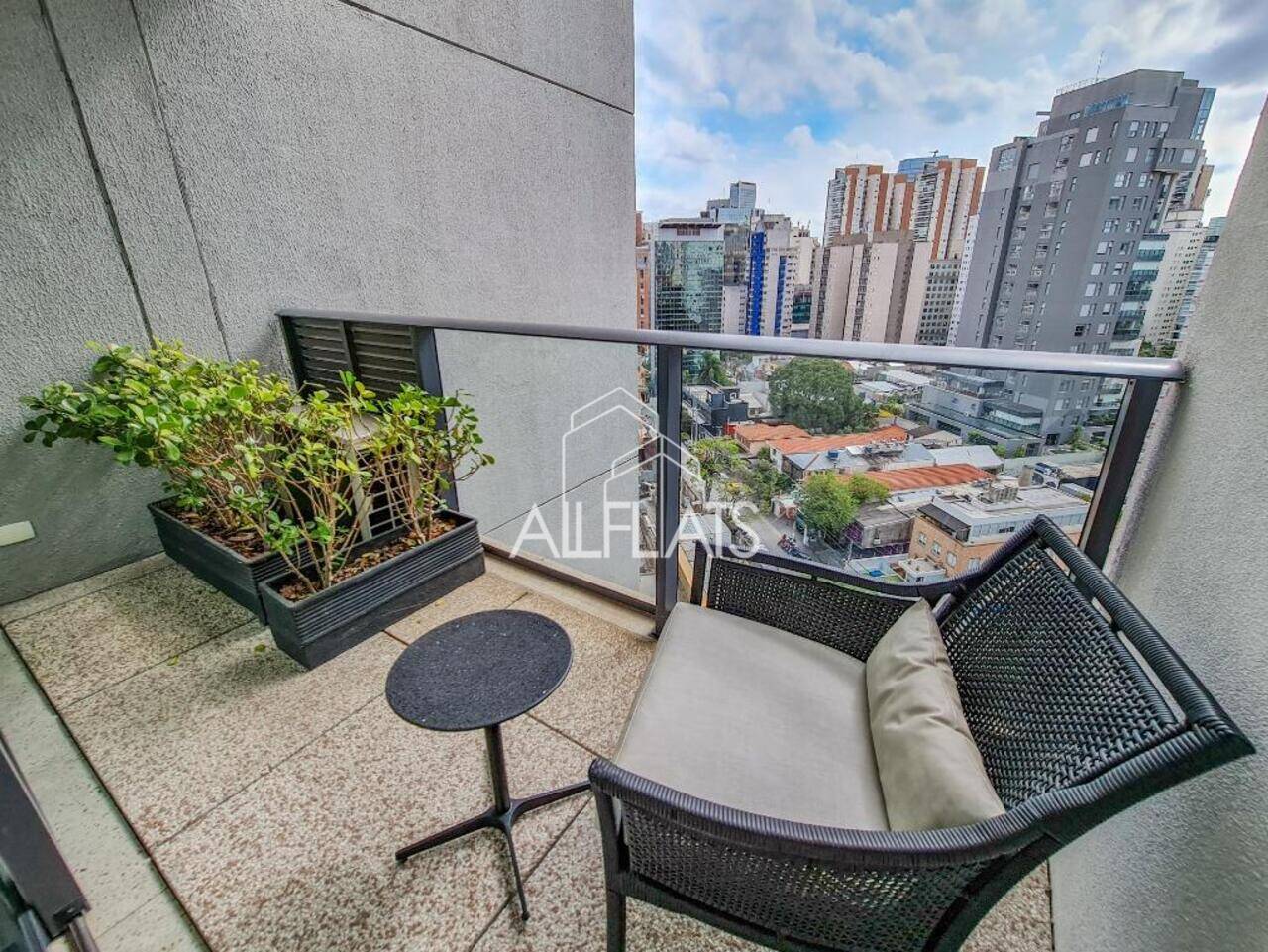 Flat Vila Olímpia, São Paulo - SP