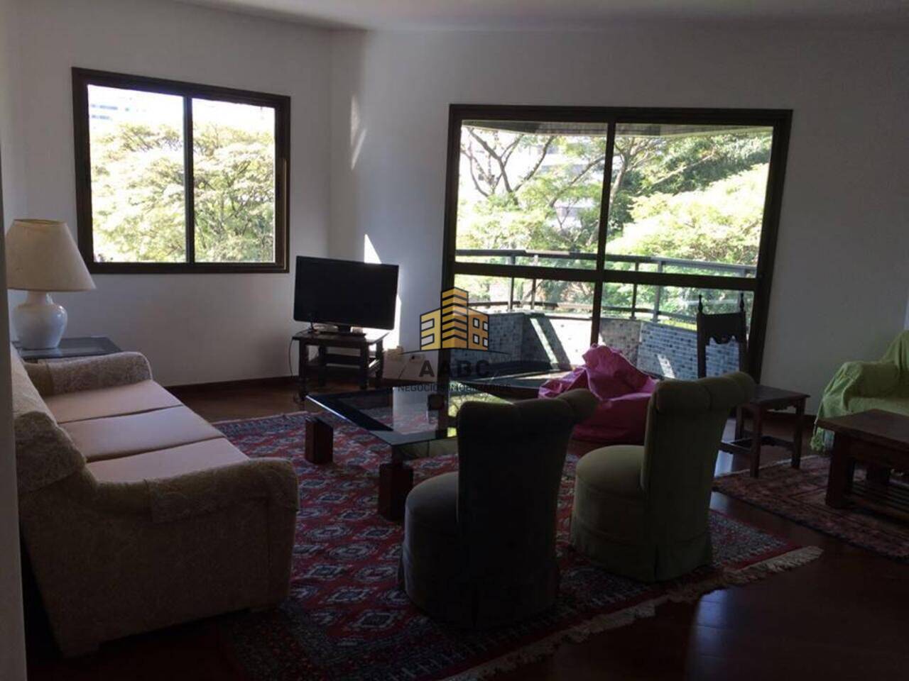 Apartamento Moema, São Paulo - SP