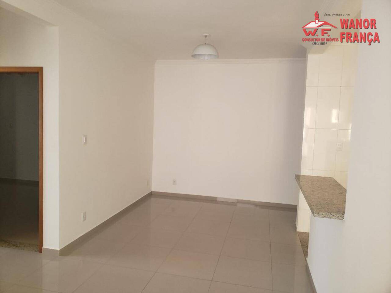 Apartamento Village Santana, Guaratinguetá - SP