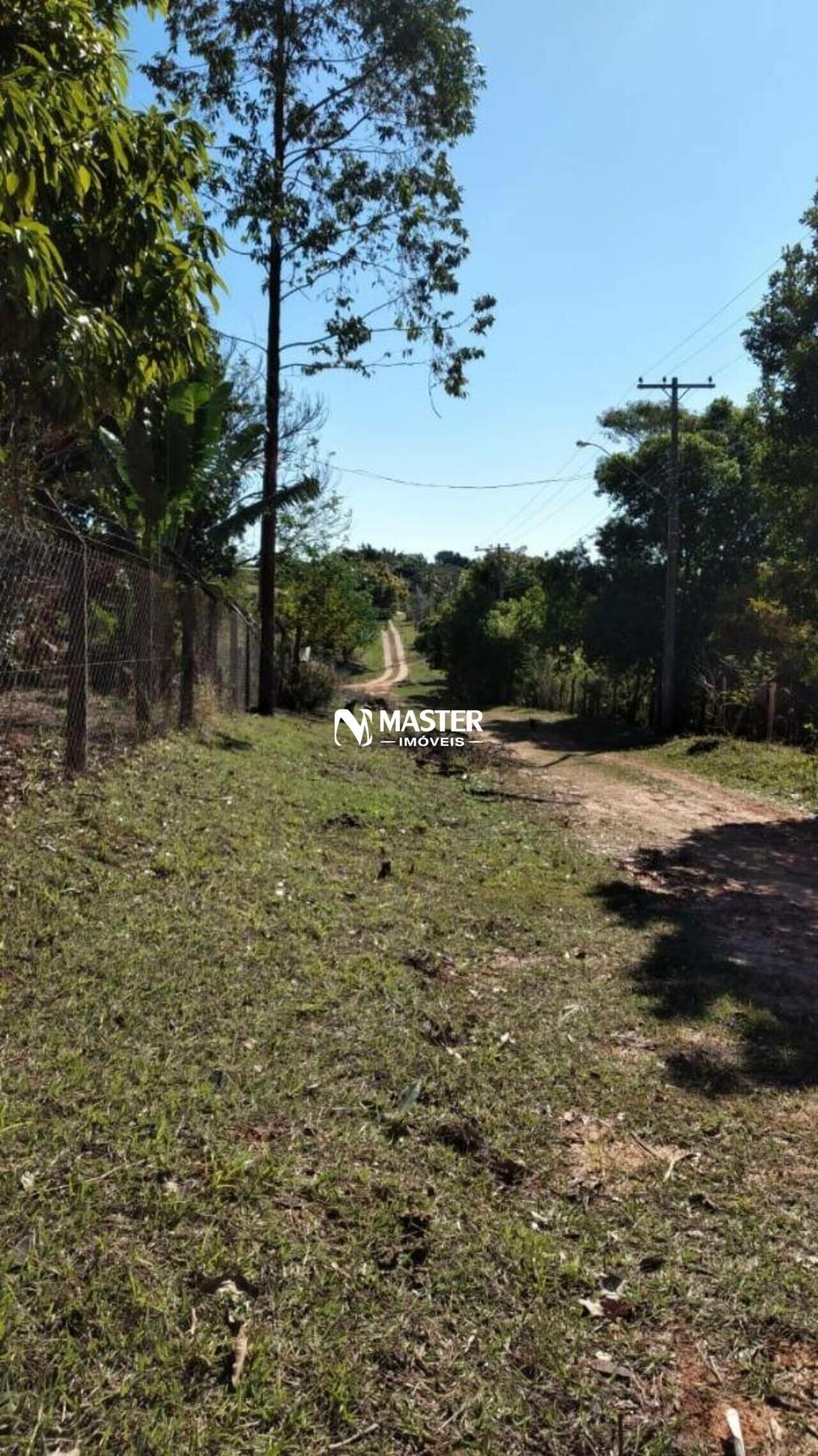 Chácara Estância Três Lagos, Marília - SP