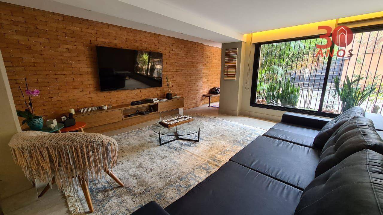 Casa Vila Olímpia, São Paulo - SP