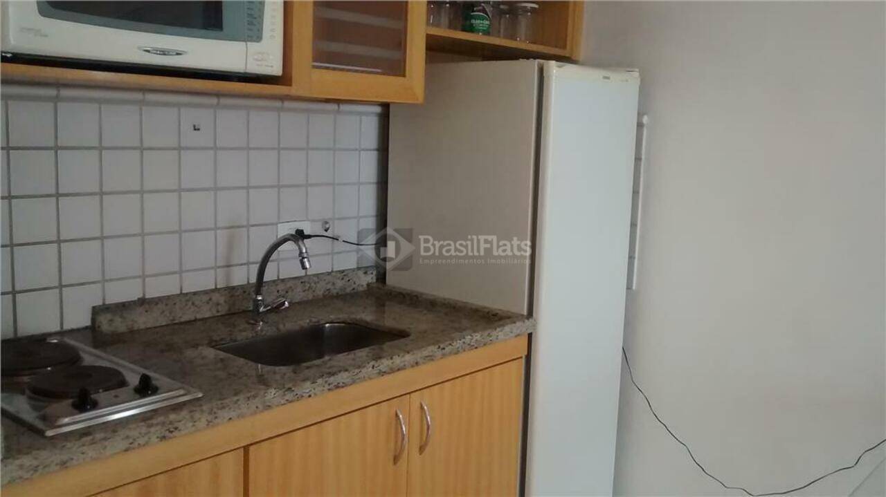 Flat Itaim Bibi, São Paulo - SP