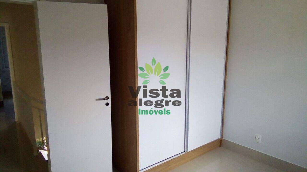 Sobrado Condomínio Villa Araucária, Valinhos - SP