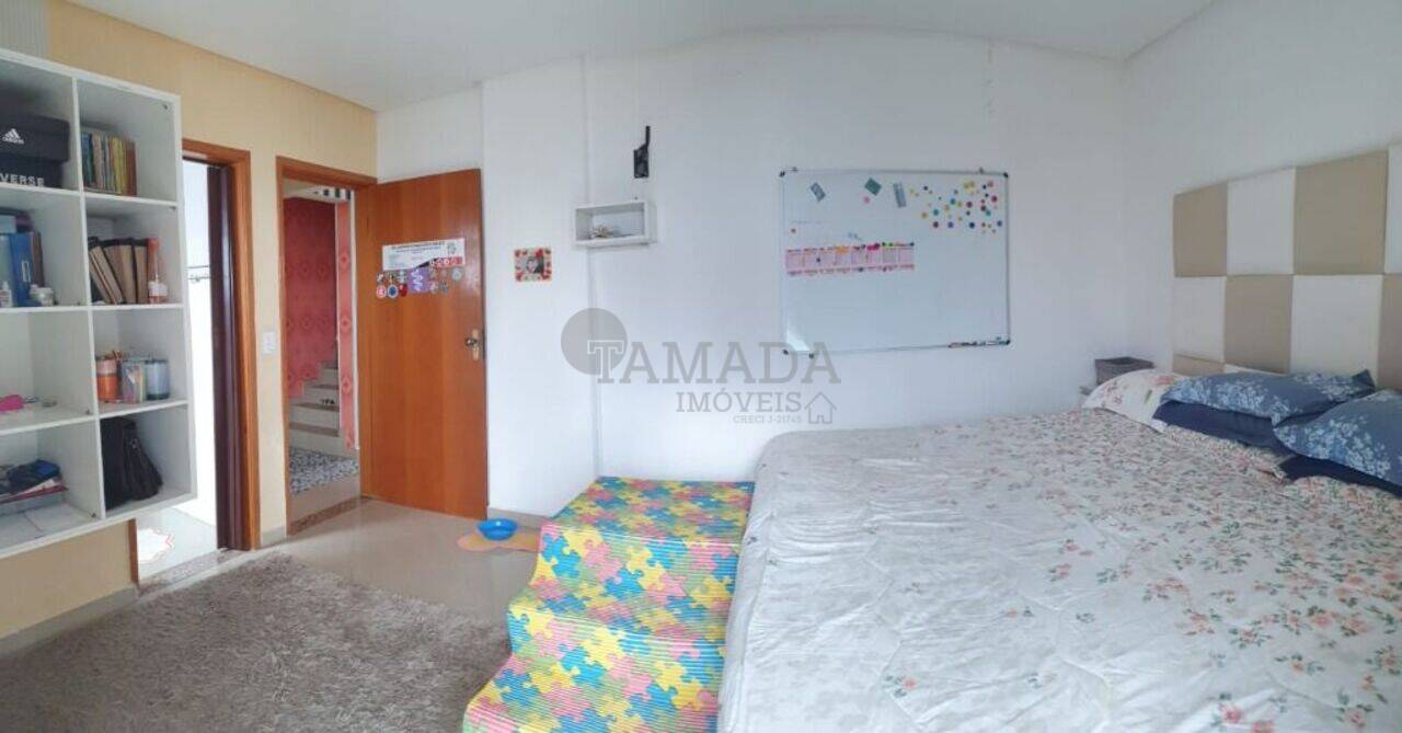 Apartamento duplex Tupi, Praia Grande - SP