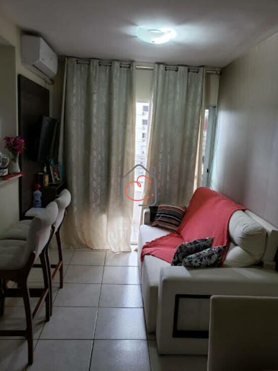 Apartamento de 54 m² Granja dos Cavaleiros - Macaé, à venda por R$ 230.000