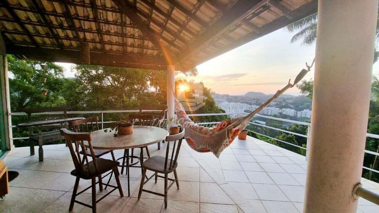 Casa Pendotiba, Niterói - RJ