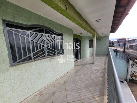 Casa de 280 m² na QR 515 Conjunto 8 - Samambaia Sul - Samambaia - DF, à venda por R$ 398.000