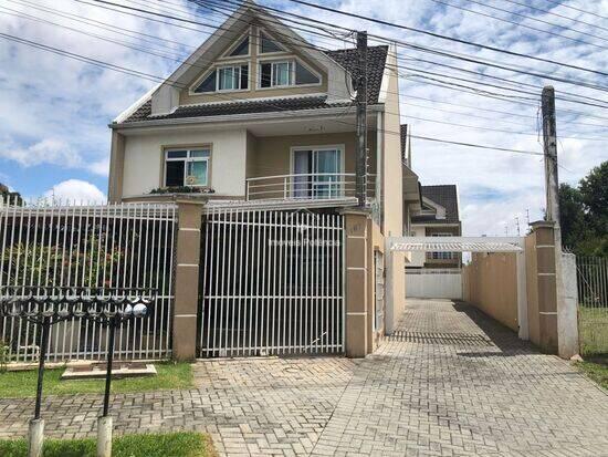 Sobrado de 130 m² na Guiroku Gastão Ayabe - Uberaba - Curitiba - PR, à venda por R$ 650.000