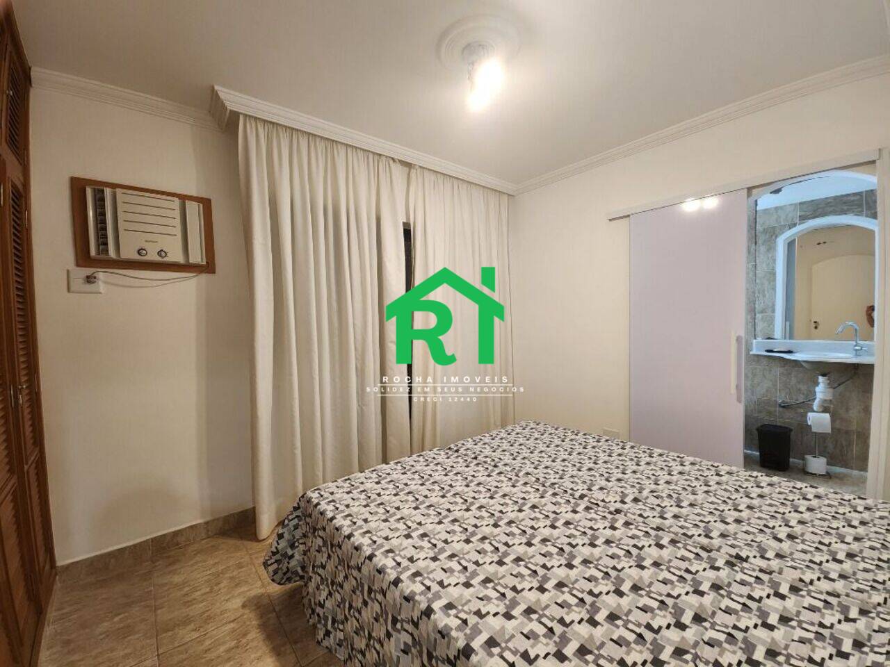 Apartamento Jardim Astúrias, Guarujá - SP