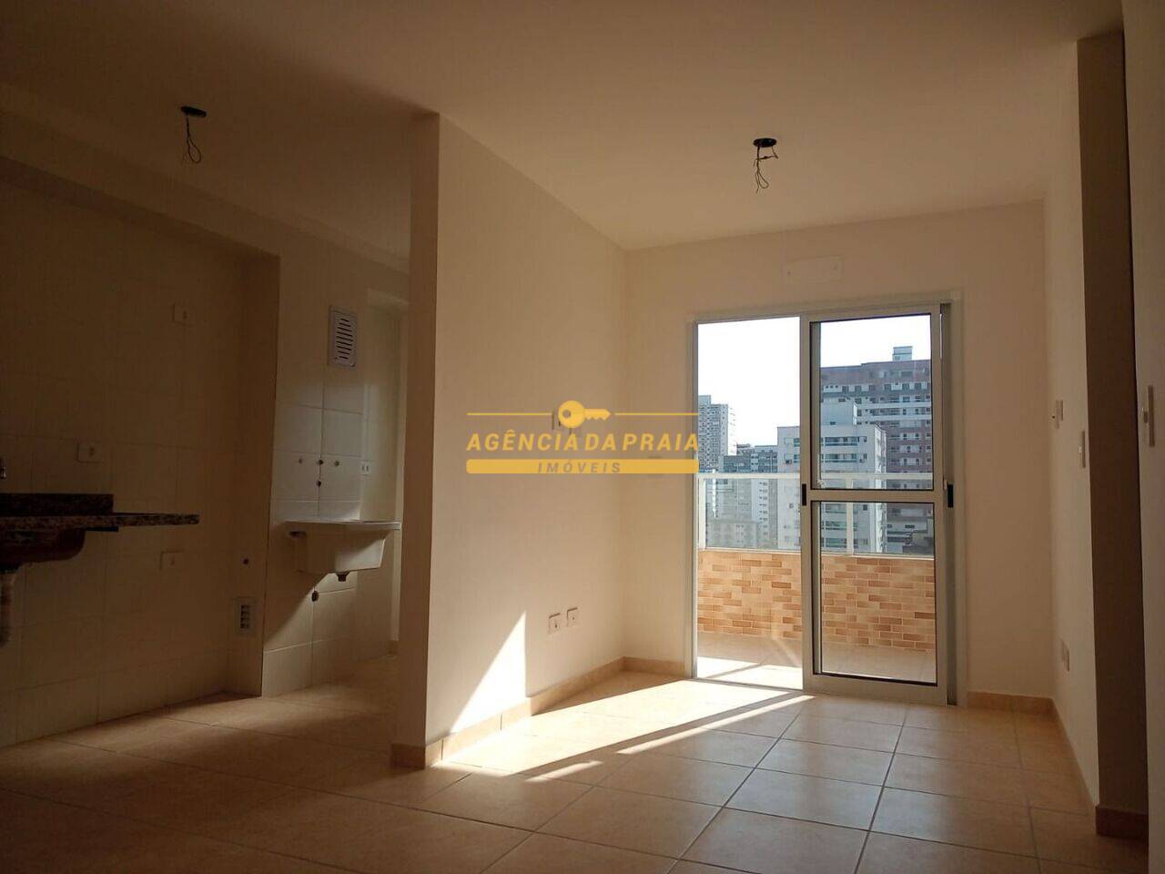 Apartamento Vila Guilhermina, Praia Grande - SP