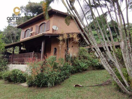 Casa de 195 m² Amparo - Nova Friburgo, à venda por R$ 590.000