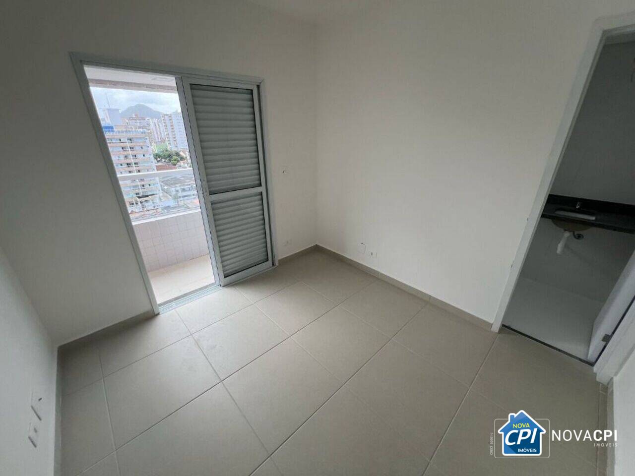 Apartamento Vila Guilhermina, Praia Grande - SP