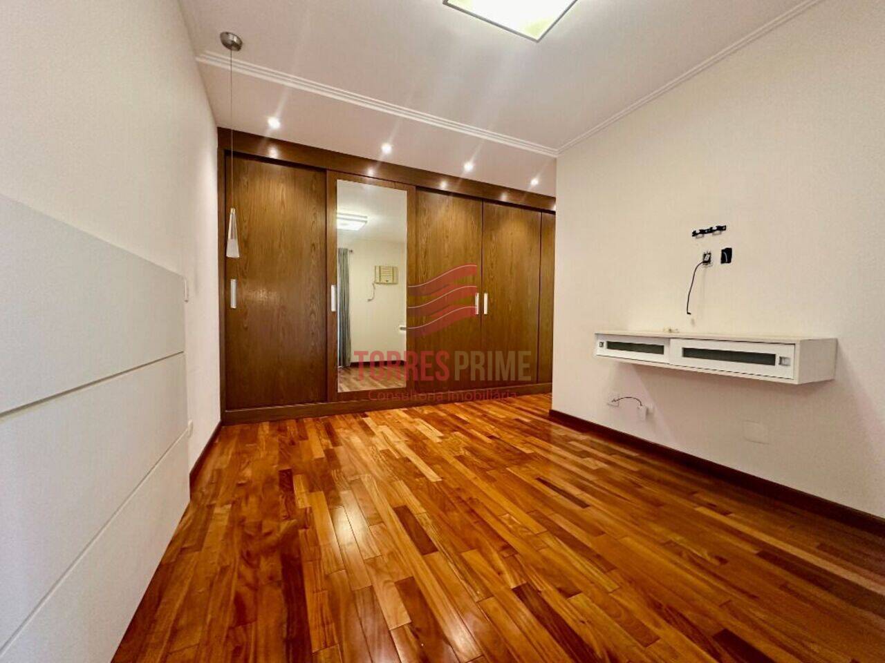 Apartamento Boqueirão, Santos - SP