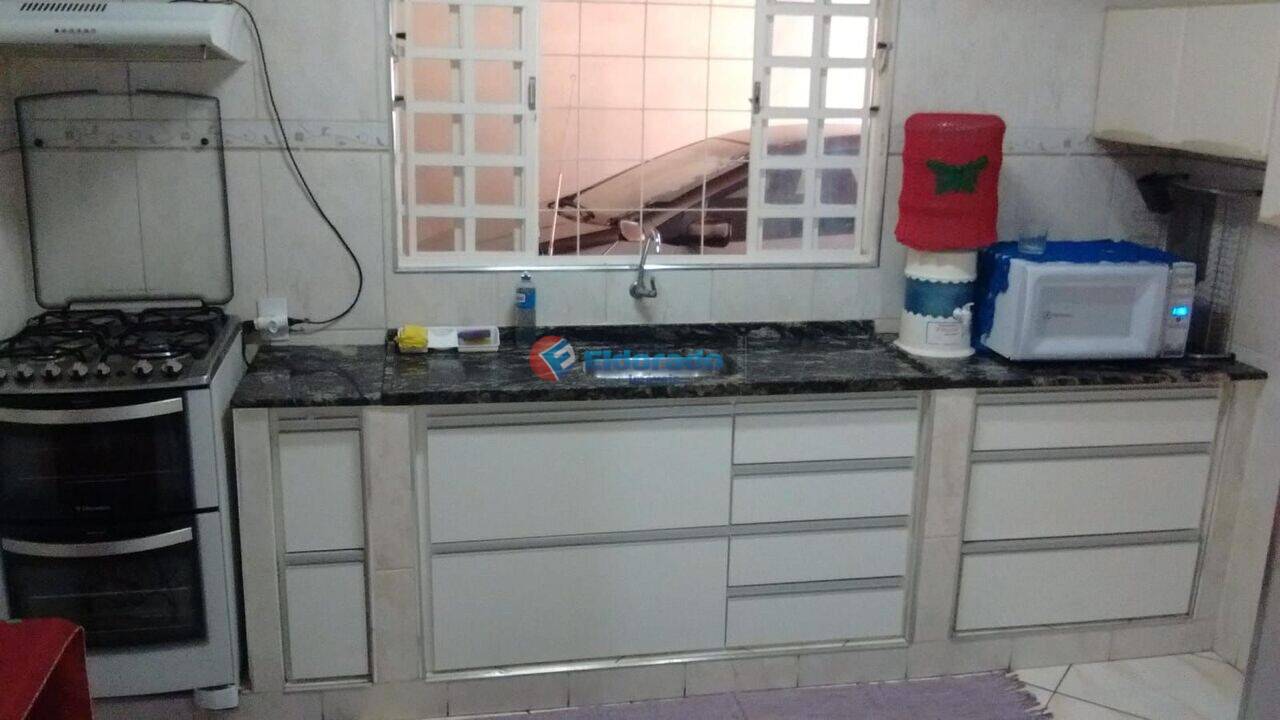 Casa Conjunto Habitacional Angelo Tomazin, Sumaré - SP