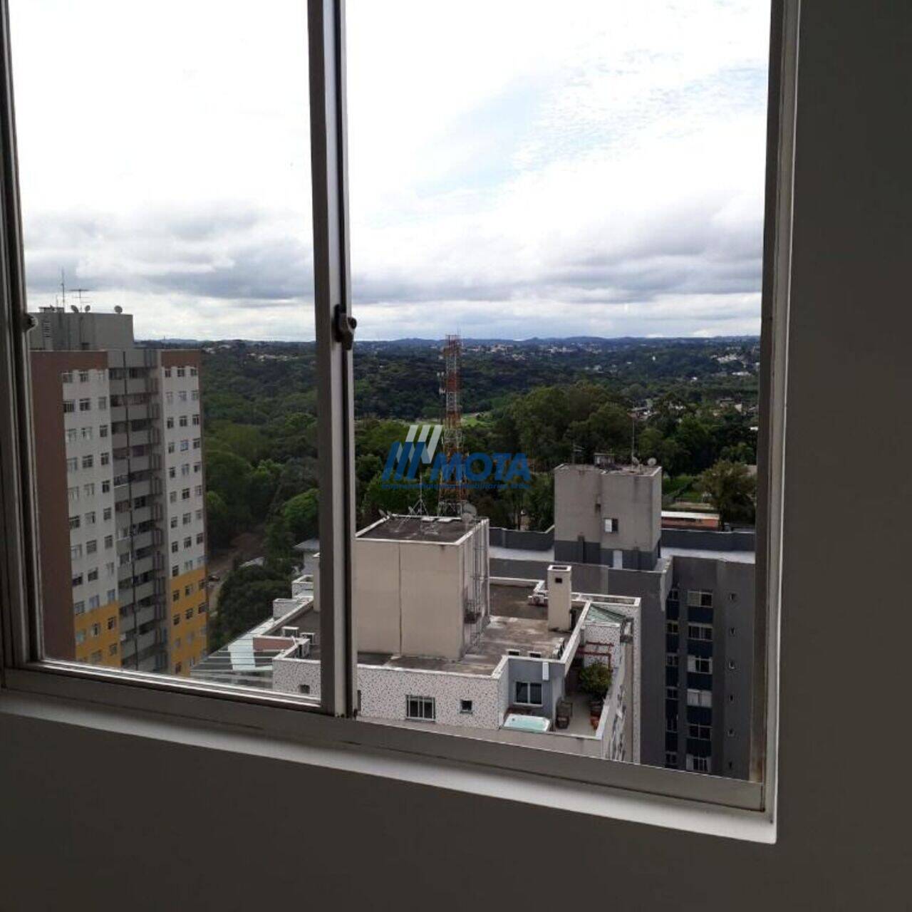 Apartamento Bigorrilho, Curitiba - PR