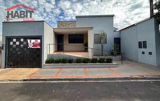 Casa de 244 m² Centro - Bebedouro, à venda por R$ 800.000