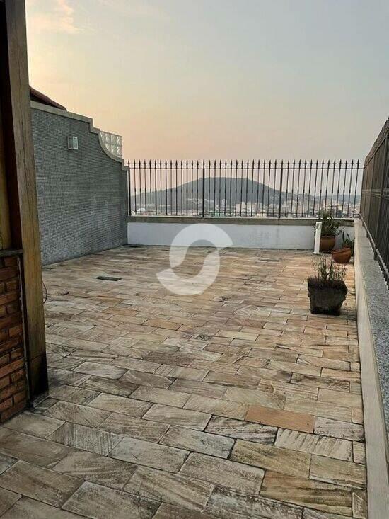 Compartilhamento de imagem - Cobertura de 160 m² na Rua Fagundes Varela, 305 - Ingá - Niterói - RJ, à venda por R$ 850.000