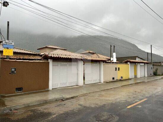 Casa de 90 m² Itaipuaçu - Maricá, à venda por R$ 400.000