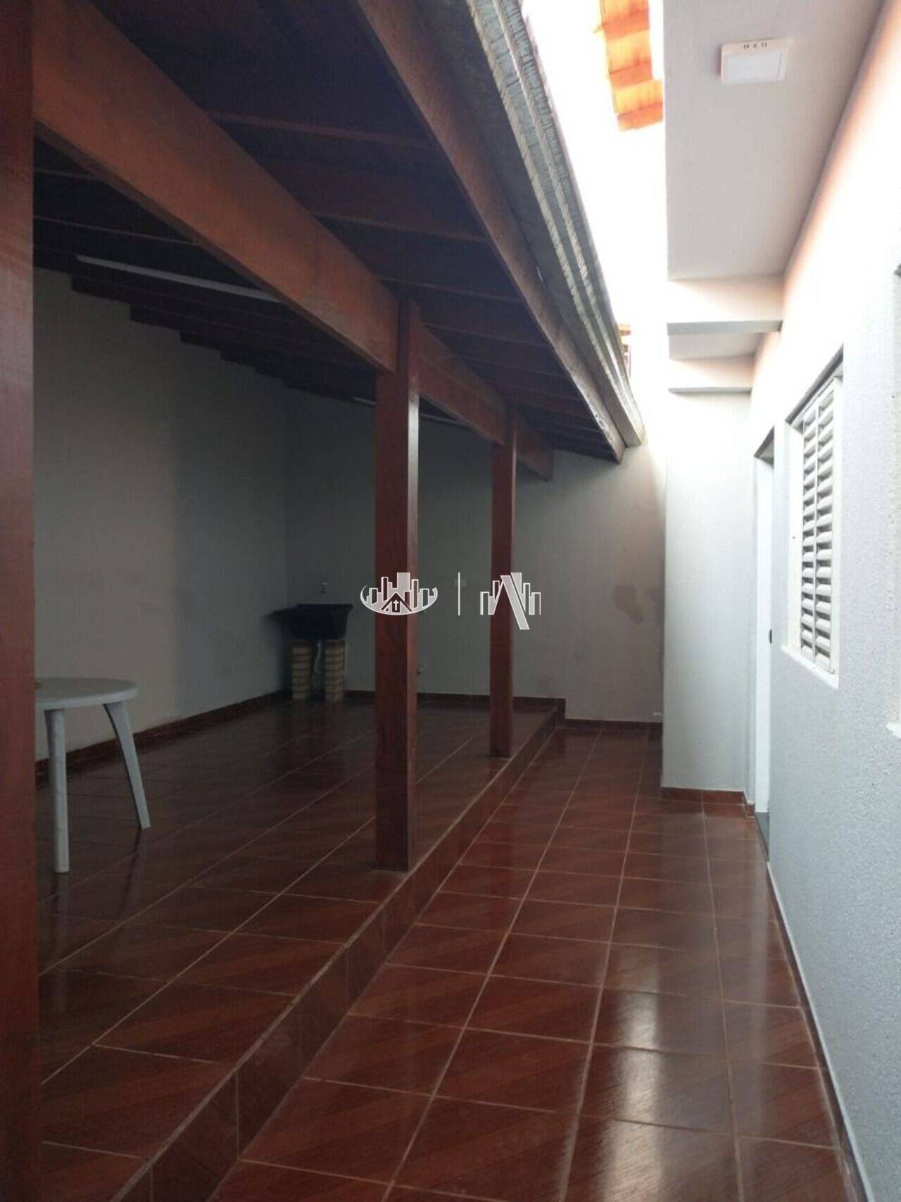 Casa Conjunto Habitacional Alexandre Urbanas, Londrina - PR