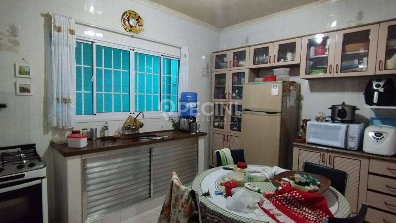 Casa com 3 suítes a venda em Rio Claro - Cozinha