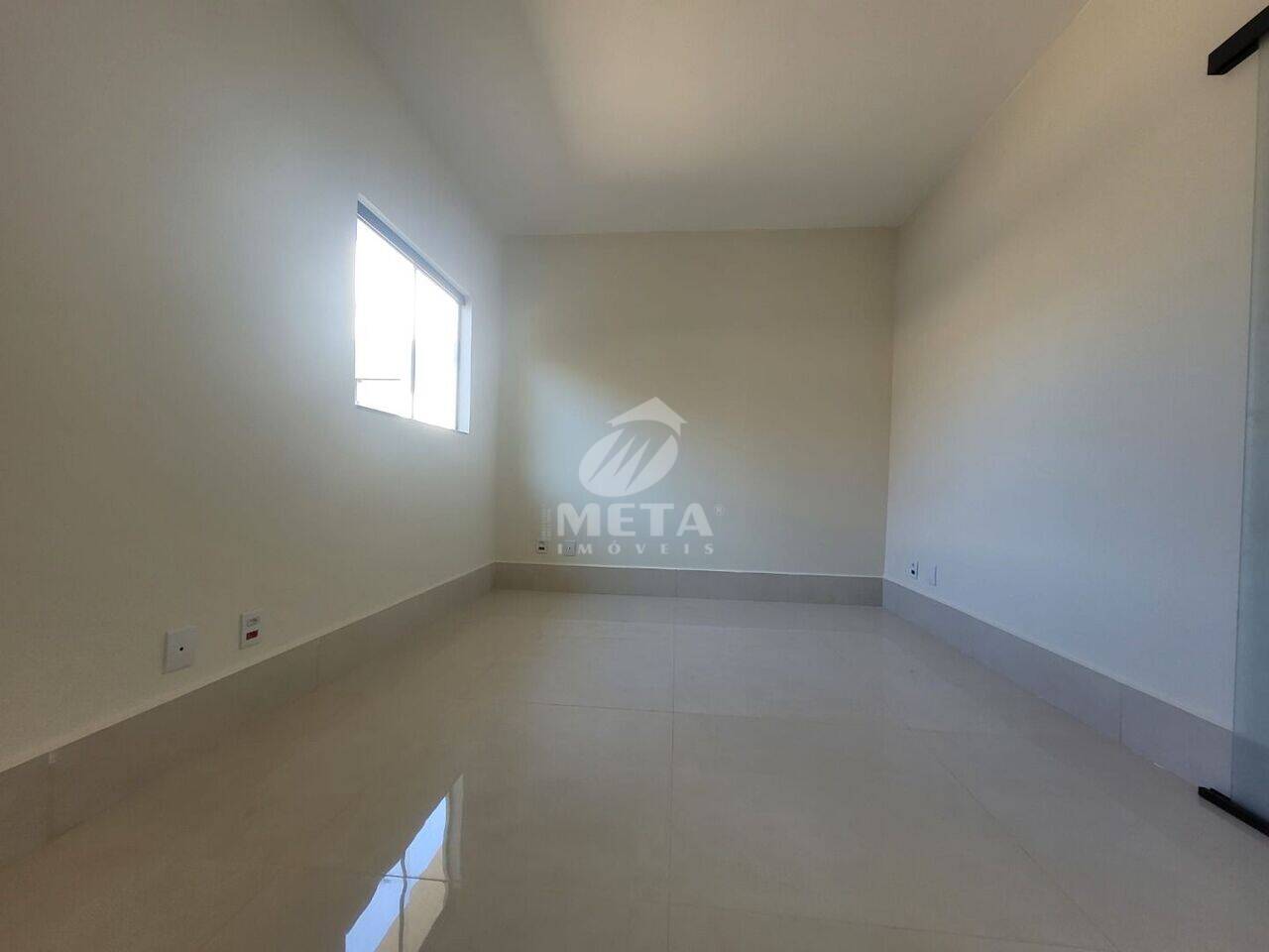 Casa comercial com 7 salas, 175 m², à venda por R$ 1.100.000 ou aluguel por R$ 6.000/mês - Centro - Marília/SP