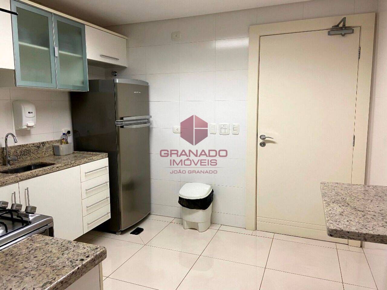 Apartamento duplex Novo Centro, Maringá - PR