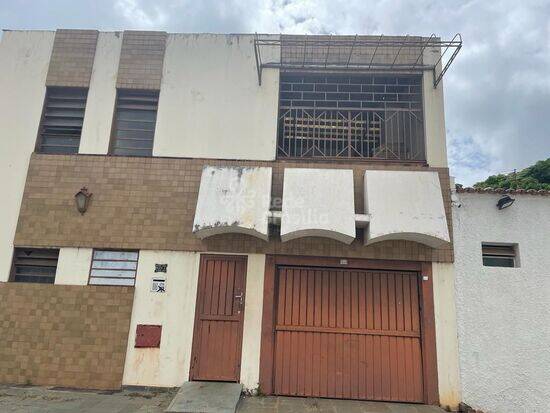 Casa de 277 m² na SHIGS 709 Bloco H - Asa Sul - Brasília - DF, à venda por R$ 1.580.000