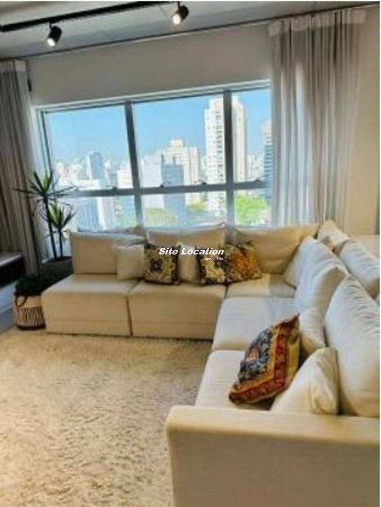 Apartamento Vila Olímpia, São Paulo - SP