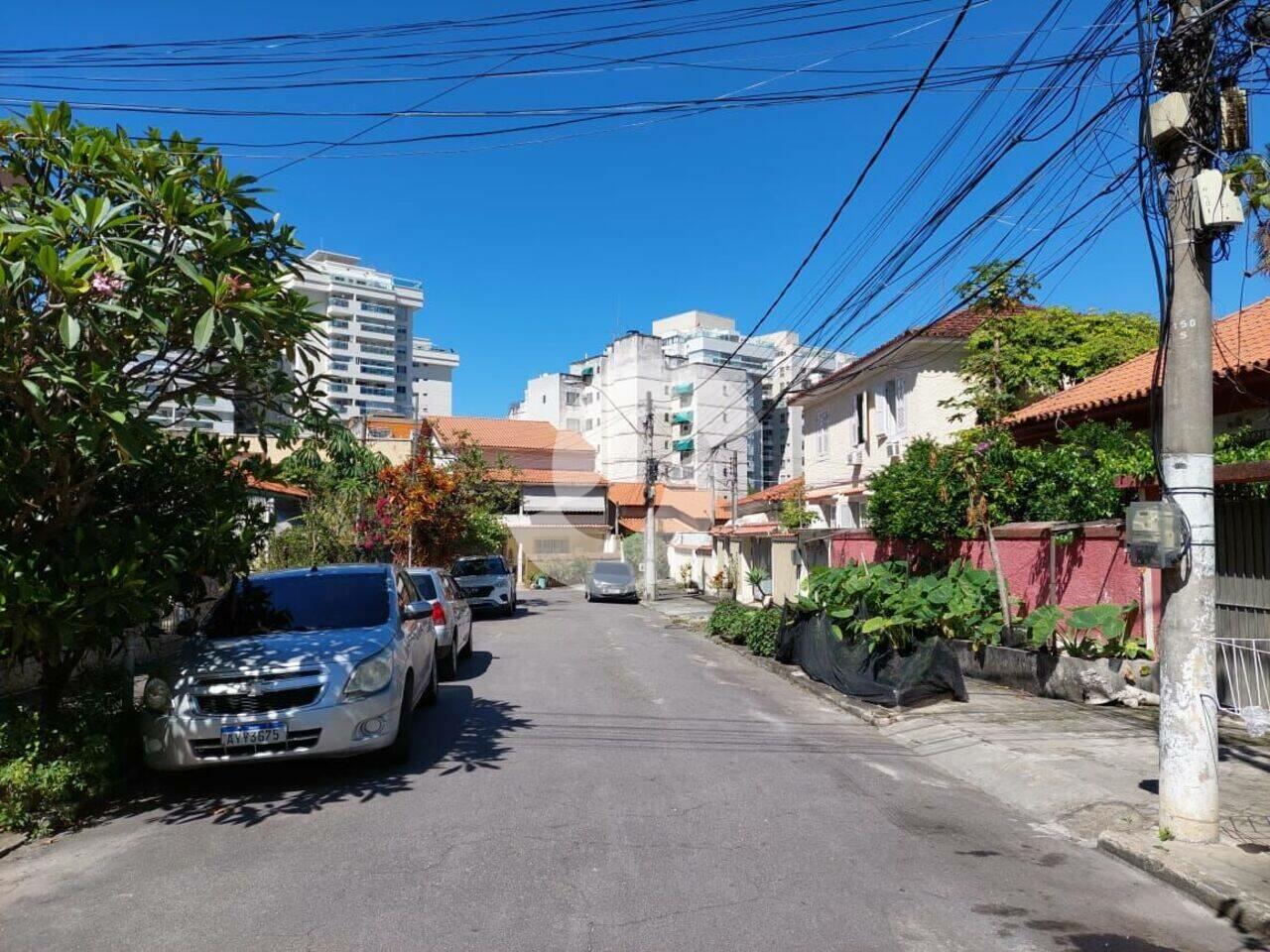 Sobrado Santa Rosa, Niterói - RJ