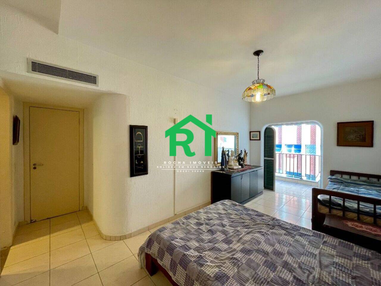 Apartamento Jardim Astúrias, Guarujá - SP