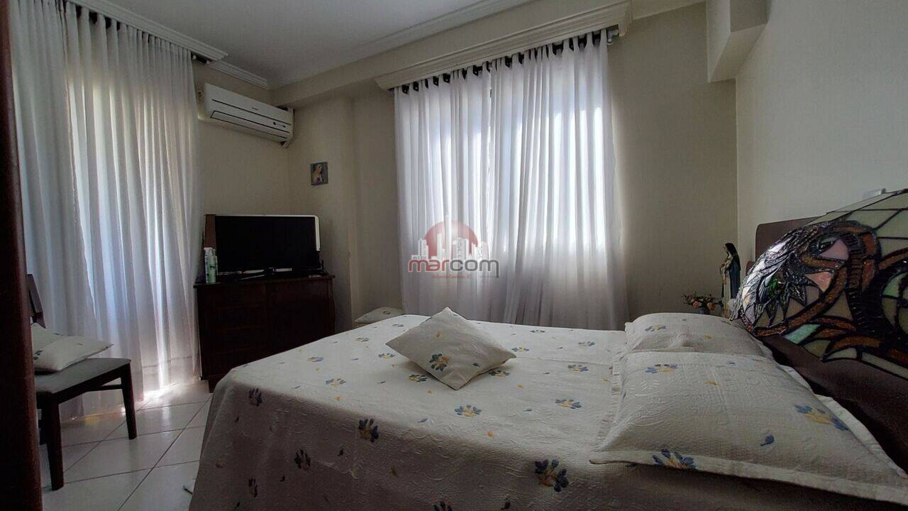 Apartamento 2 Quadra Centro, Balneário Camboriú - SC