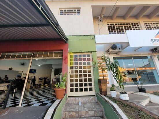 Sala de 26 m² na Doutor Silvio de Águiar Maia - Centro - Pedreira - SP, aluguel por R$ 1.000/mês