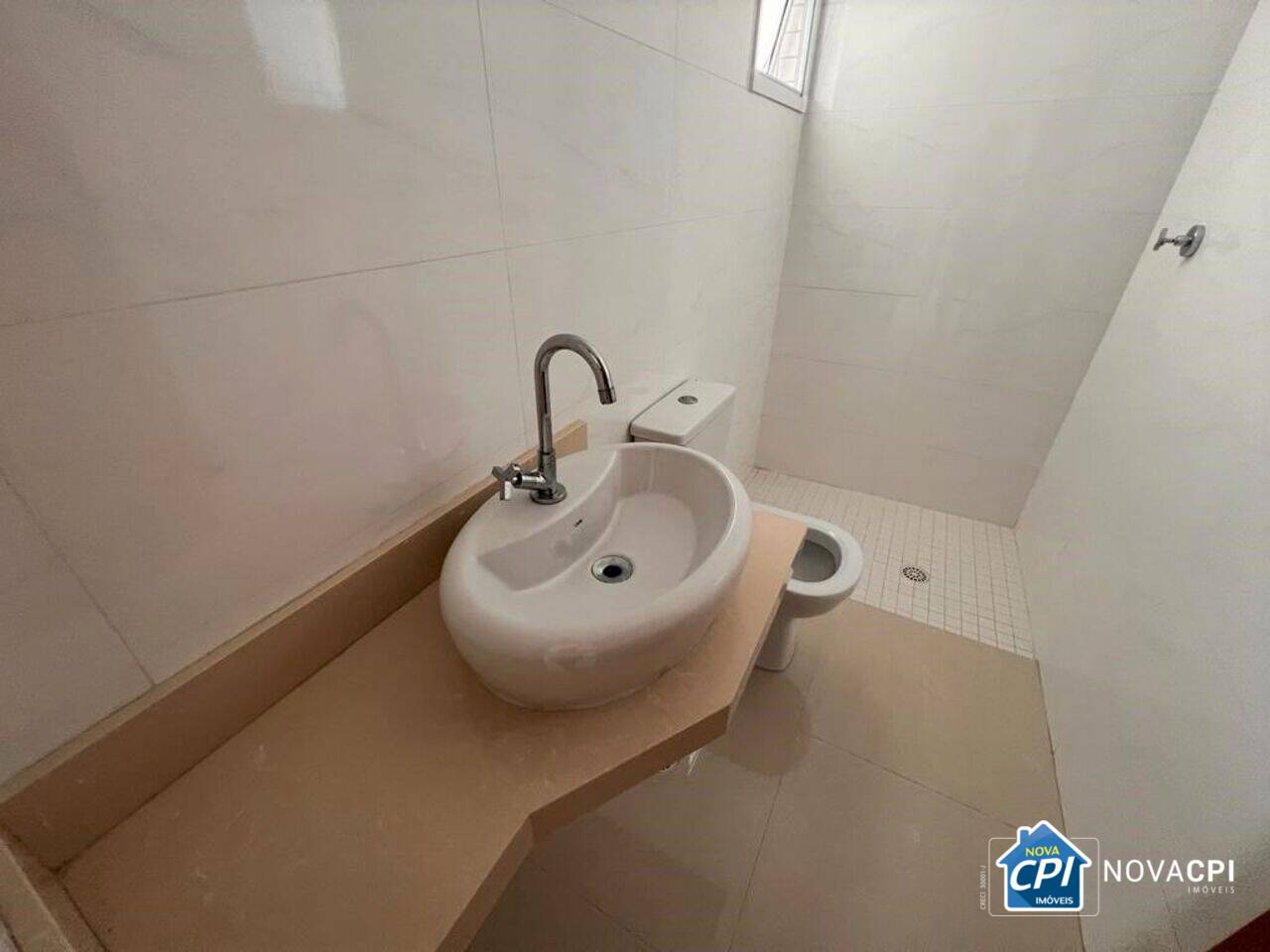 Apartamento Vila Guilhermina, Praia Grande - SP