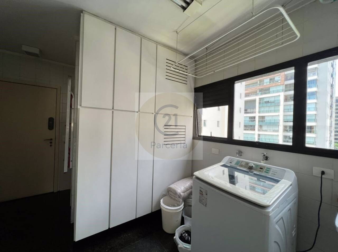 Apartamento Itaim Bibi, São Paulo - SP