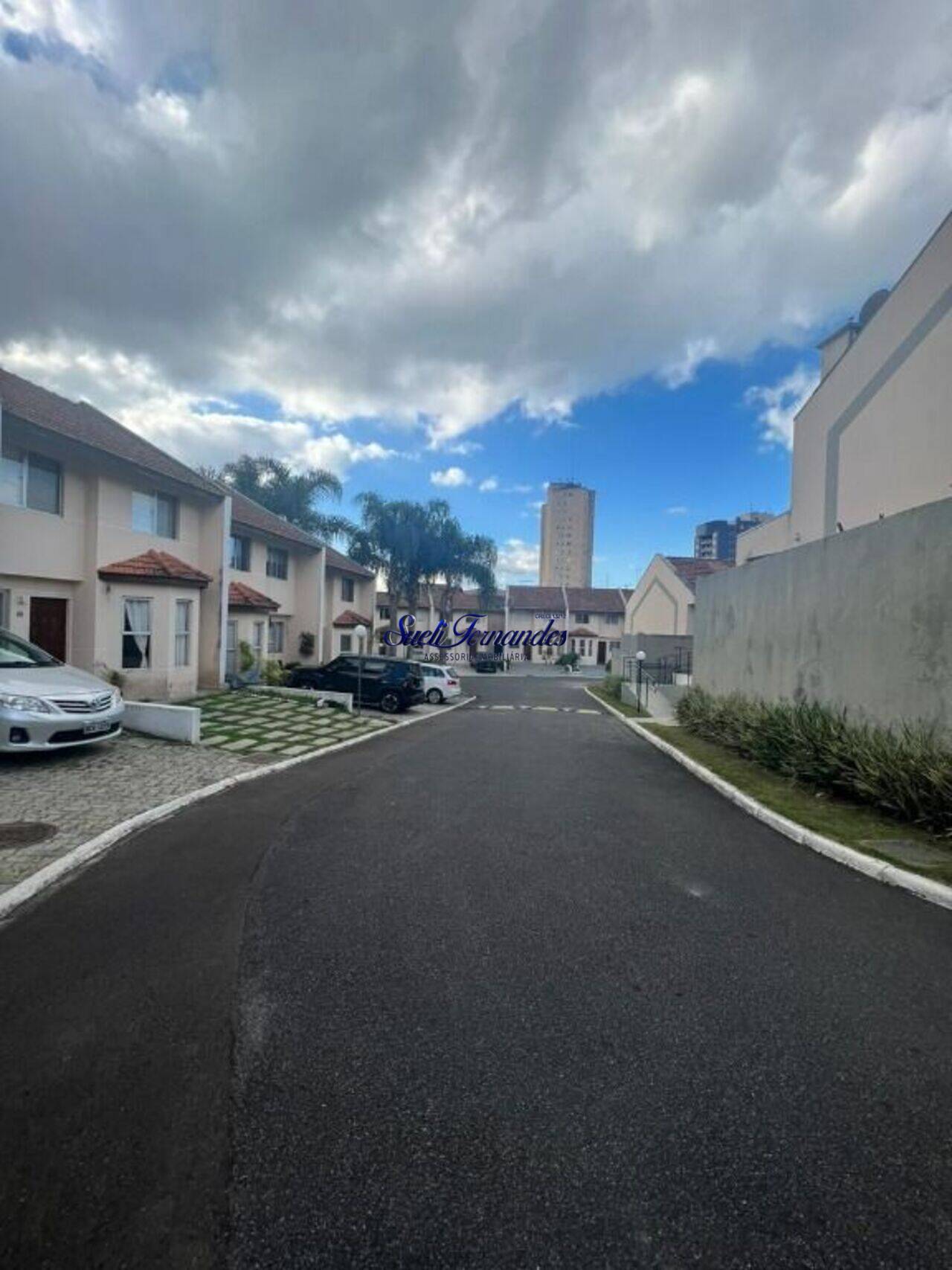 Sobrado Centro, São José dos Pinhais - PR