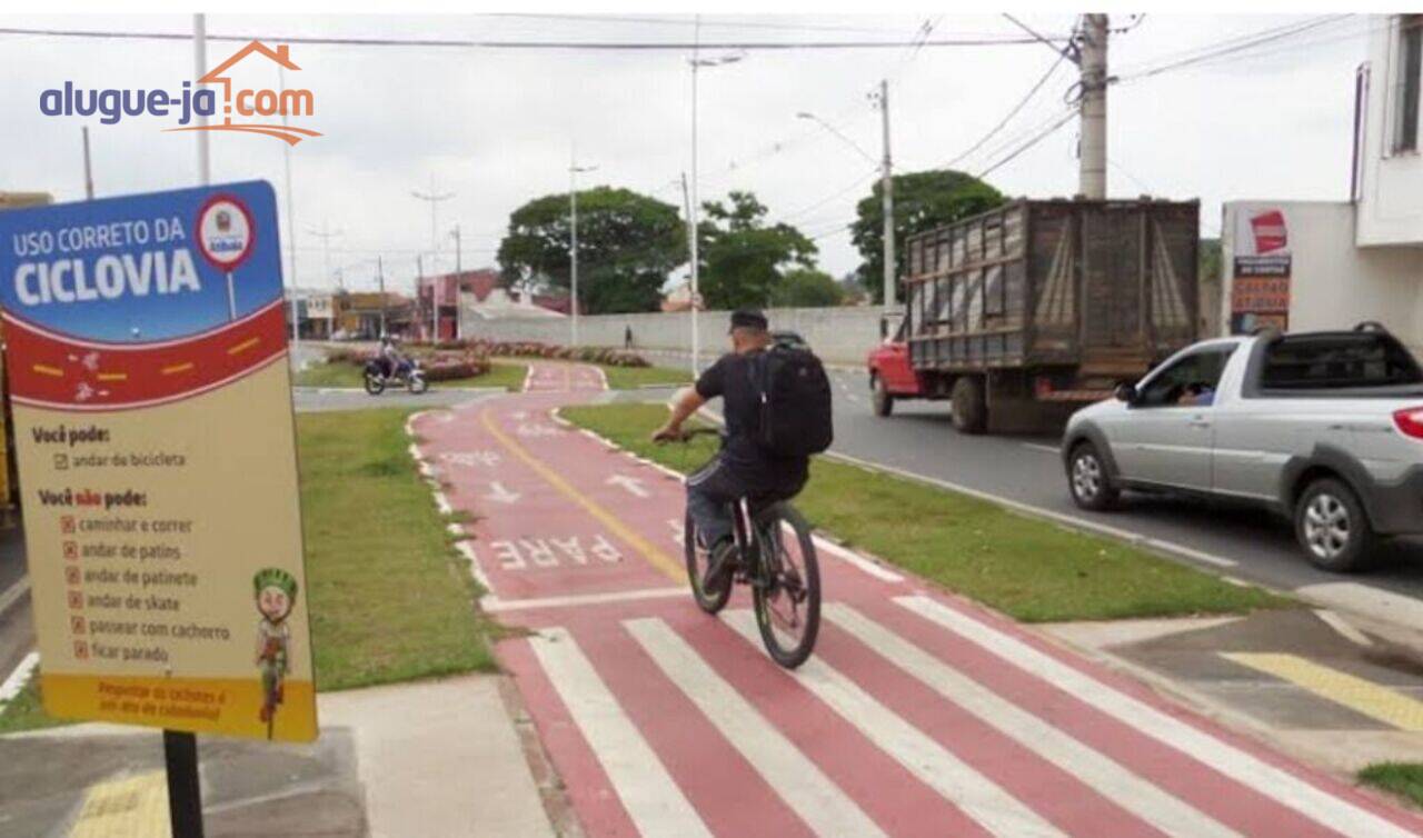 Casa Jardim Terceiro Centenário, Atibaia - SP