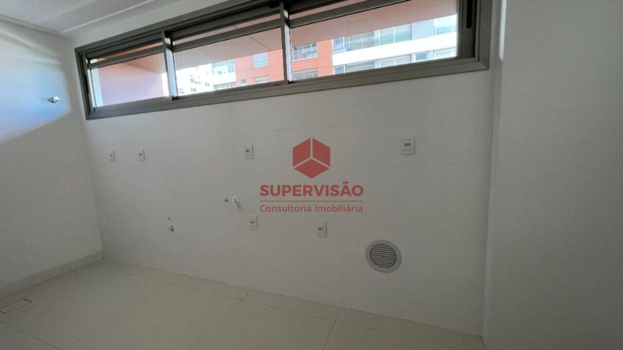 Apartamento Beira Mar, Florianópolis - SC