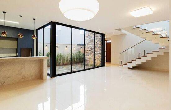 Casa Flamboyant Residencial Park - Uberaba, à venda por R$ 1.950.000 ou aluguel por R$ 10.500/mês