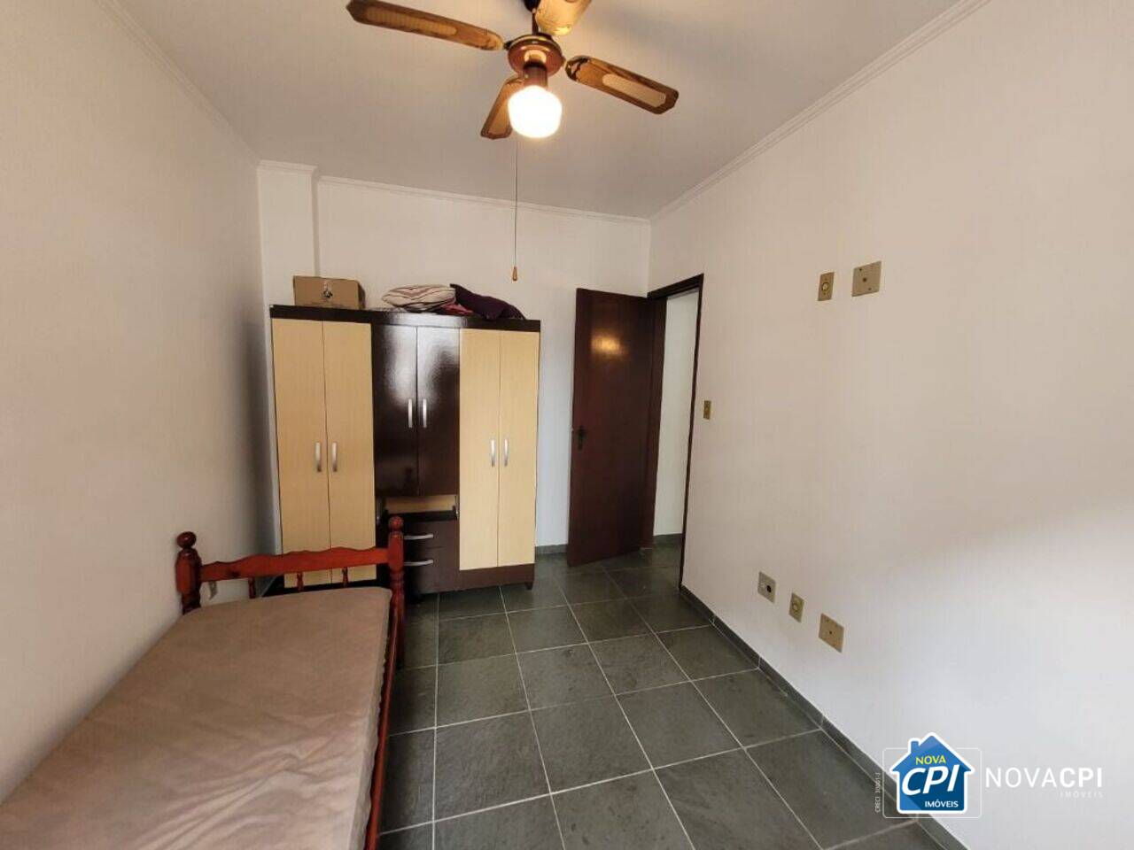 Apartamento Vila Guilhermina, Praia Grande - SP