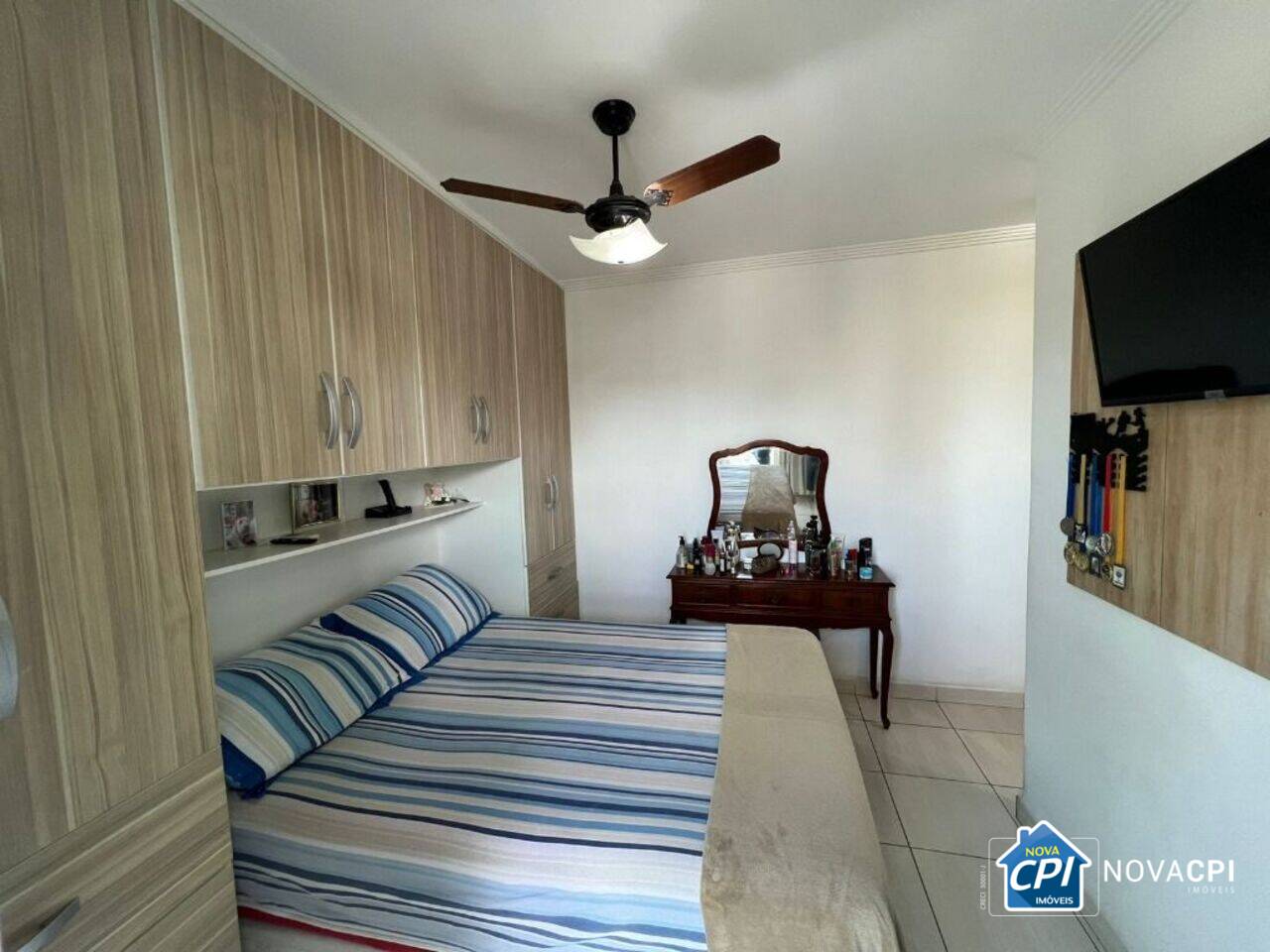 Apartamento Vila Guilhermina, Praia Grande - SP