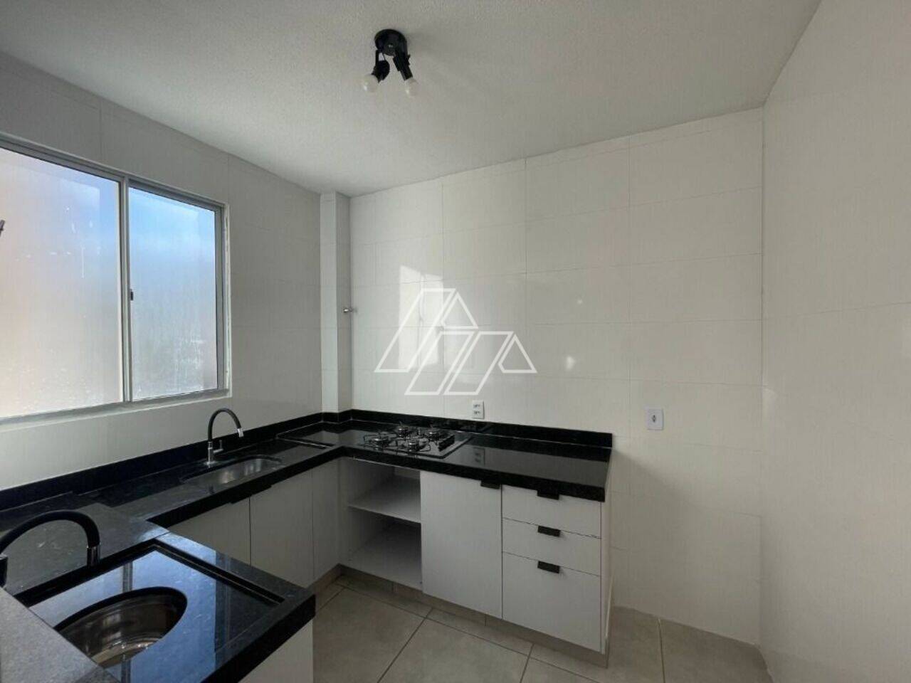 Apartamento Jardim Califórnia, Marília - SP