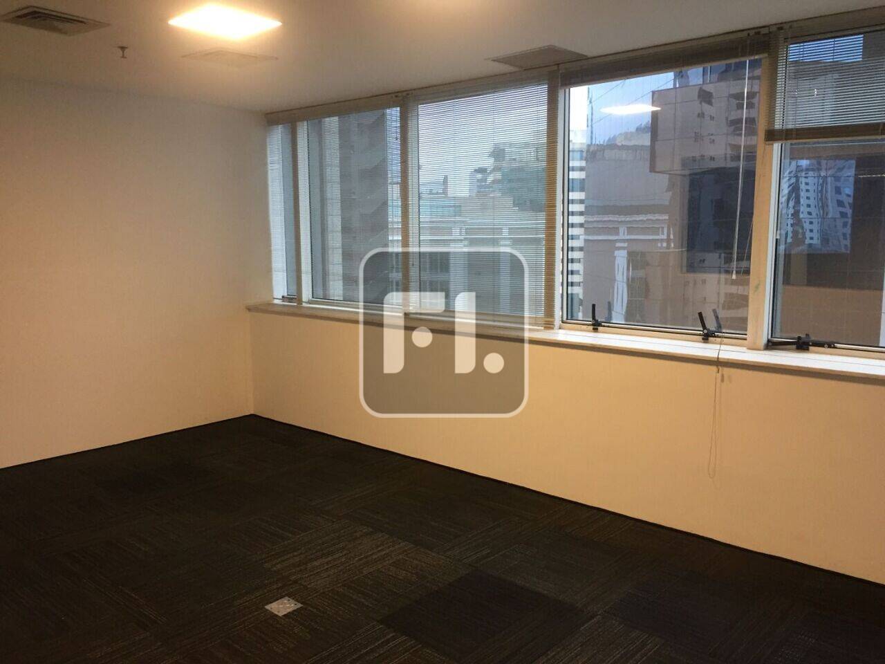 Conjunto para alugar, 210 m² - Vila Olímpia - São Paulo/SP