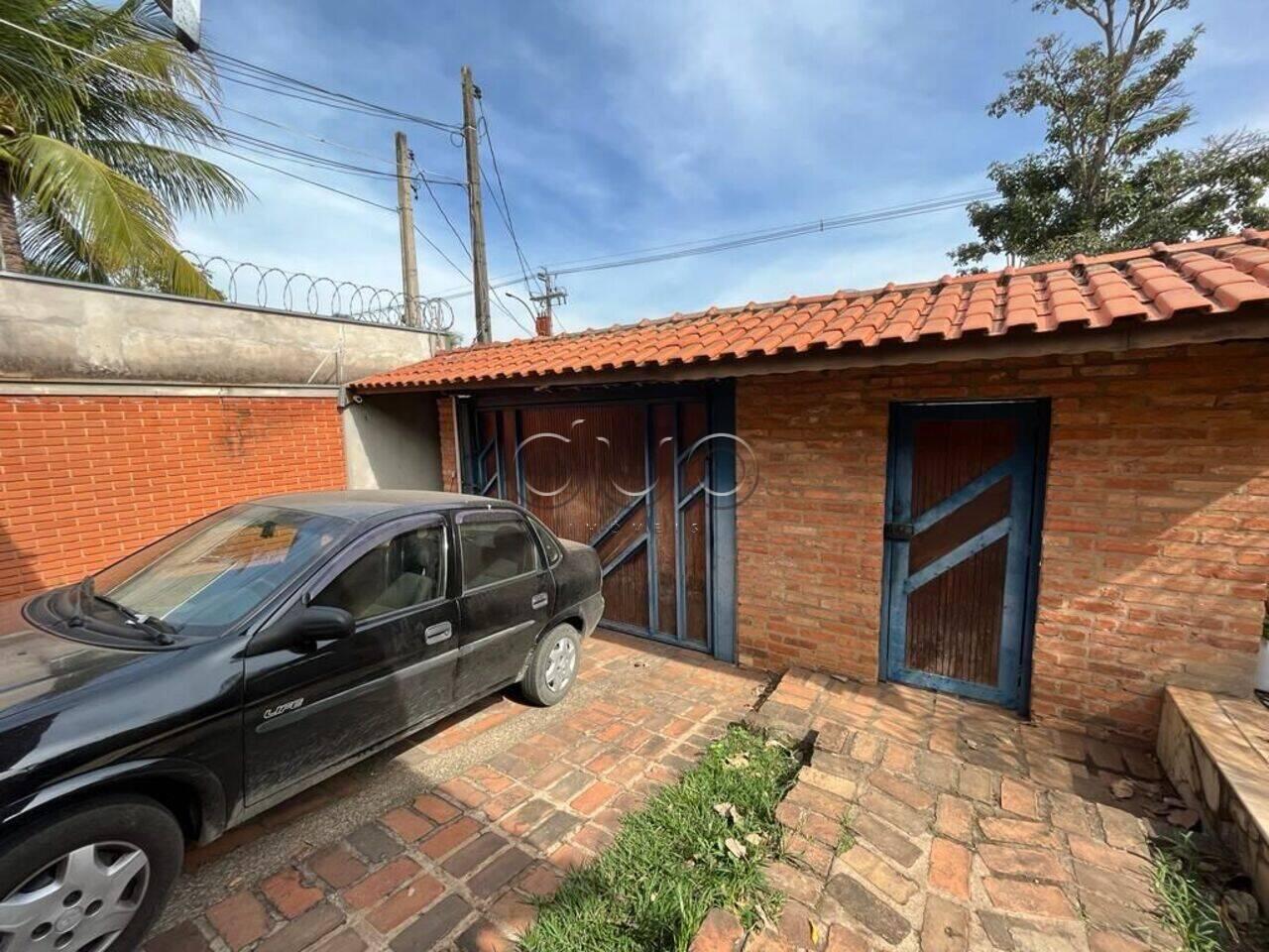 Casa com 3 dormitórios à venda, 237 m² por R$ 820.000 - Nova Piracicaba - Piracicaba/SP