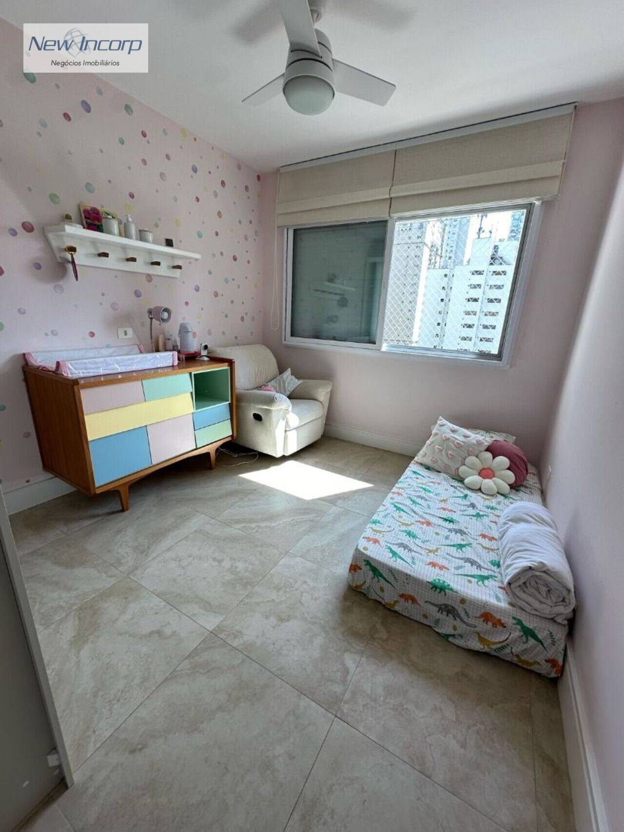 Apartamento Moema, São Paulo - SP