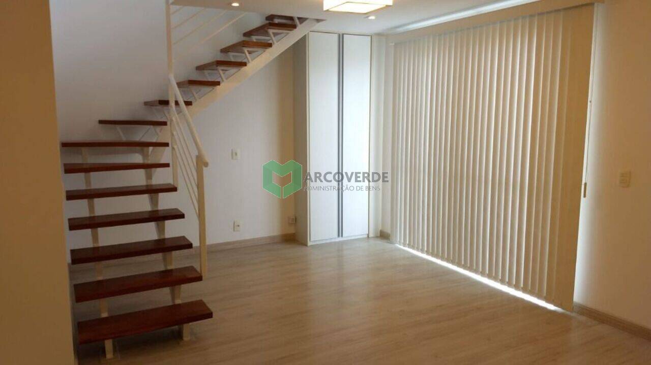 Apartamento duplex Vila Madalena, São Paulo - SP