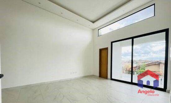 Casa Santa Mônica - Belo Horizonte, à venda por R$ 900.000