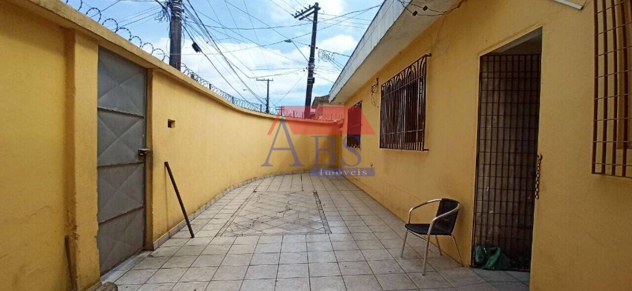 Casa Jardim Casqueiro, Cubatão - SP