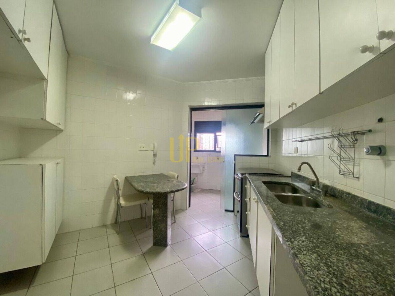 Apartamento com 3 dormitórios à venda, 120 m² por R$ 950.000 - Moema - São Paulo/SP