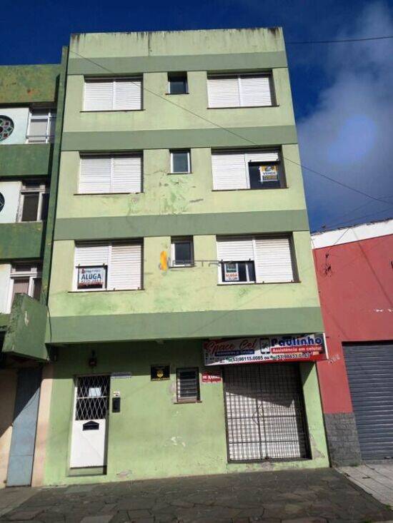 Apartamento de 55 m² Centro - Pelotas, aluguel por R$ 700/mês